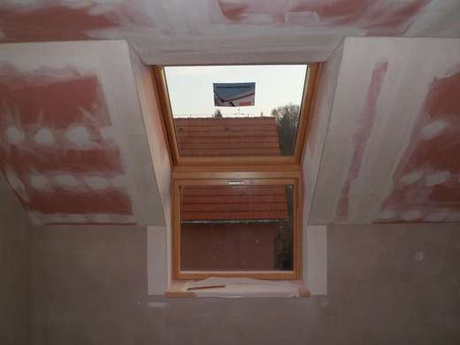 Velux podkrovie.jpg